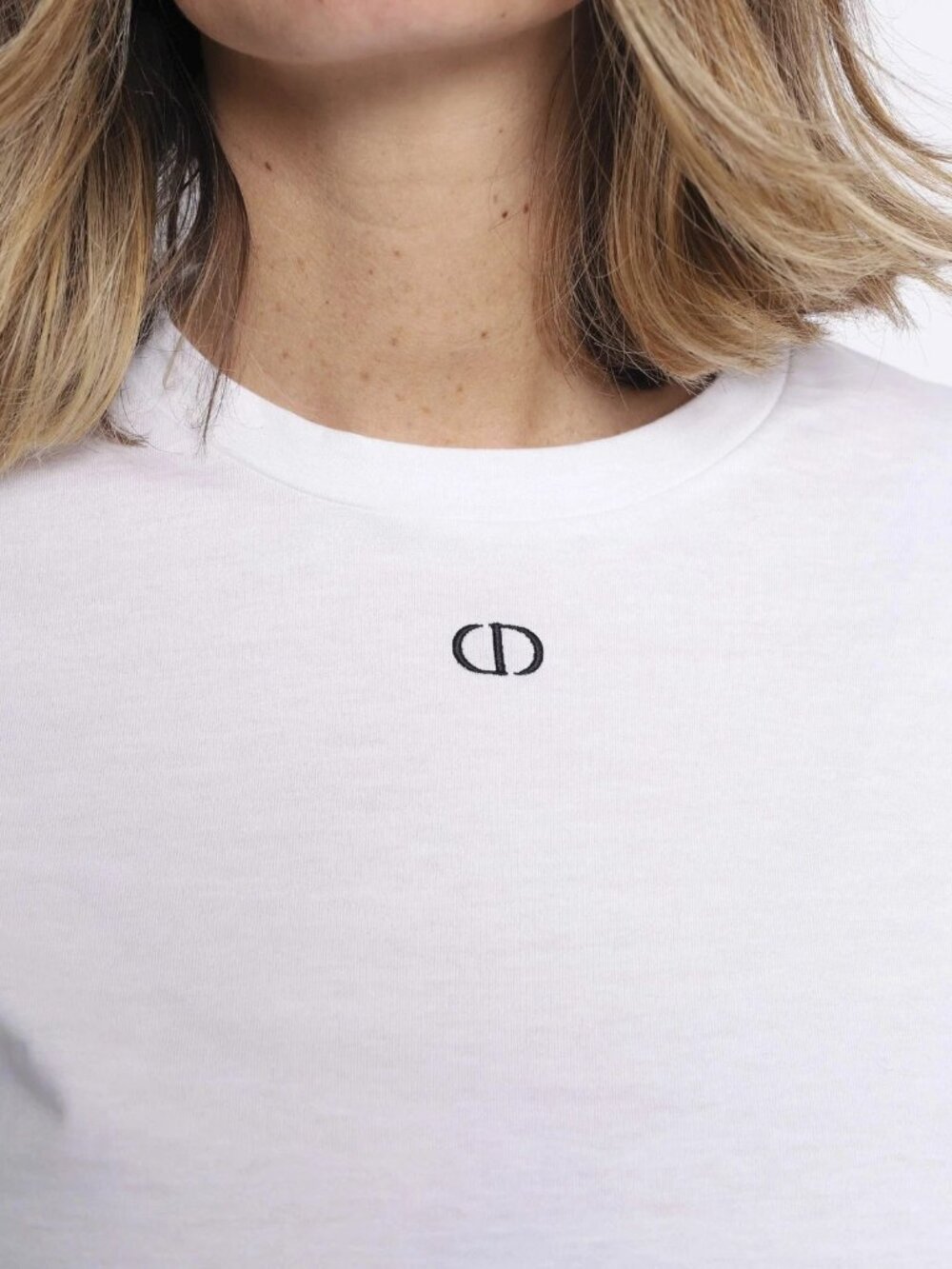 Women's Christian Dior Uniform White CD Logo Embroidered T-Shirt Top Size M